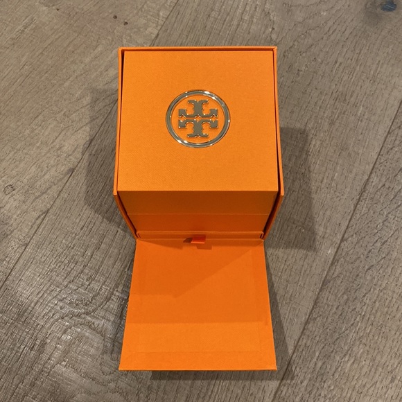 Tory Burch Reva Logo Leather Strap Watch 28mm - Picture 6 of 7